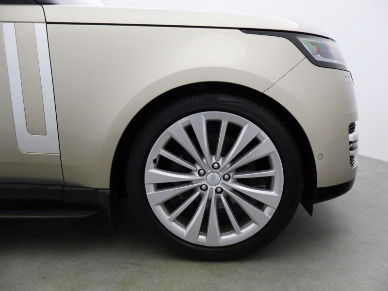 2022 (72) LAND ROVER RANGE ROVER 4.4 P530 V8 First Edition 4dr Auto 5846853