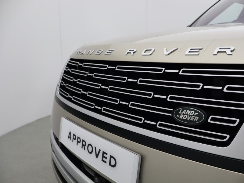 2022 (72) LAND ROVER RANGE ROVER 4.4 P530 V8 First Edition 4dr Auto 5845006