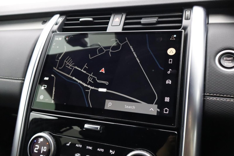 2021 (71) LAND ROVER DISCOVERY 3.0 D250 R-Dynamic S 5dr Auto 5865827