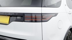 2021 (71) LAND ROVER DISCOVERY 3.0 D250 R-Dynamic S 5dr Auto 5865847