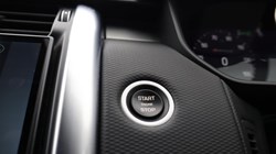2021 (71) LAND ROVER DISCOVERY 3.0 D250 R-Dynamic S 5dr Auto 5865840