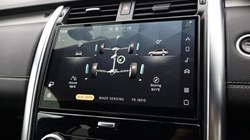 2021 (71) LAND ROVER DISCOVERY 3.0 D250 R-Dynamic S 5dr Auto 5865833