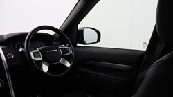 2021 (71) LAND ROVER DISCOVERY 3.0 D250 R-Dynamic S 5dr Auto 5865820