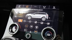 2020 (69) LAND ROVER RANGE ROVER EVOQUE 2.0 P200 SE 5dr Auto 5877771