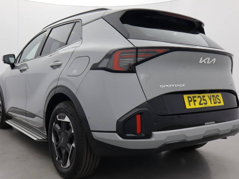 2025 (25) KIA SPORTAGE 1.6T GDi GT-Line S 5dr DCT 4677682