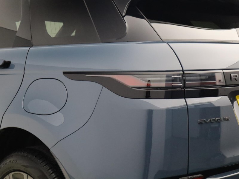 2026 (26) LAND ROVER RANGE ROVER EVOQUE 1.5 P270e Dynamic SE 5dr Auto [NI] 5884641