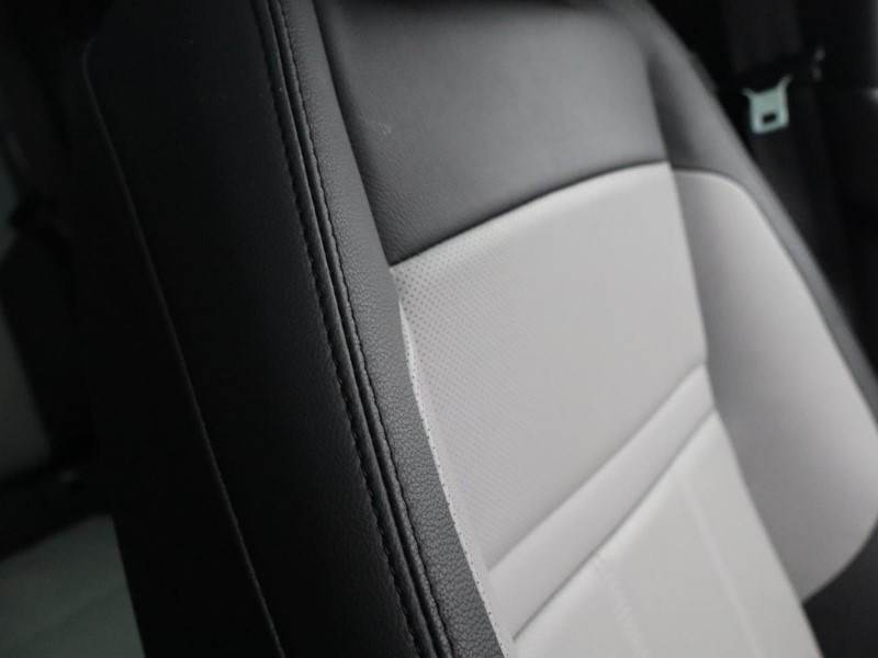 2026 (26) LAND ROVER RANGE ROVER EVOQUE 1.5 P270e Dynamic SE 5dr Auto [NI] 5884697