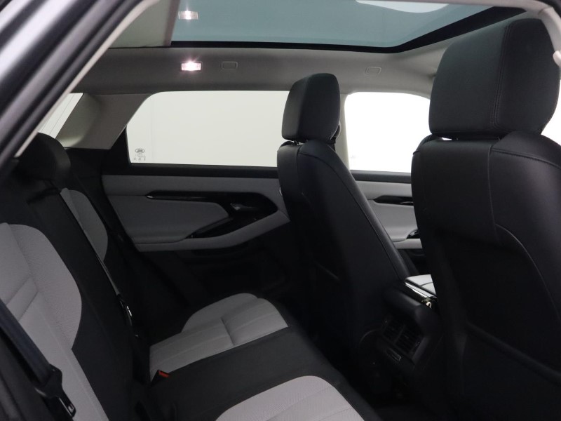2025 (25) LAND ROVER RANGE ROVER EVOQUE 2.0 D200 Dynamic HSE 5dr Auto 5864809