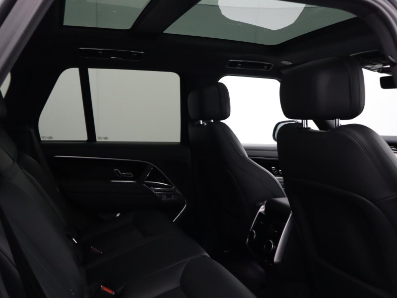 2022 (22) LAND ROVER RANGE ROVER 3.0 D300 HSE 4dr Auto 5906188