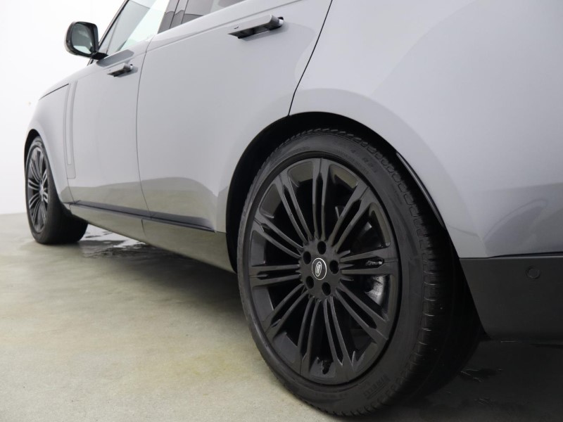 2022 (22) LAND ROVER RANGE ROVER 3.0 D300 HSE 4dr Auto 5906179