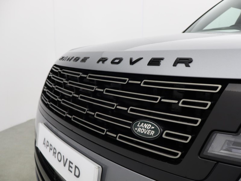 2022 (22) LAND ROVER RANGE ROVER 3.0 D300 HSE 4dr Auto 5906195