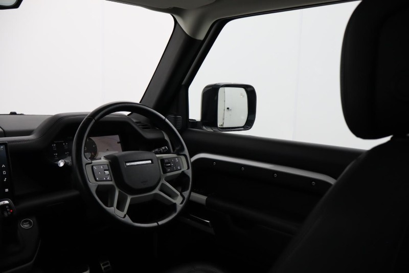 2022 (72) LAND ROVER DEFENDER 3.0 D250 HSE 90 3dr Auto 5900836