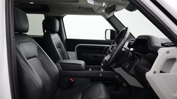 2022 (72) LAND ROVER DEFENDER 3.0 D250 HSE 90 3dr Auto 5900824