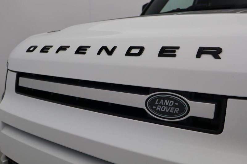 2022 (72) LAND ROVER DEFENDER 3.0 D250 HSE 90 3dr Auto 5900870