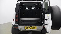 2022 (72) LAND ROVER DEFENDER 3.0 D250 HSE 90 3dr Auto 5900813