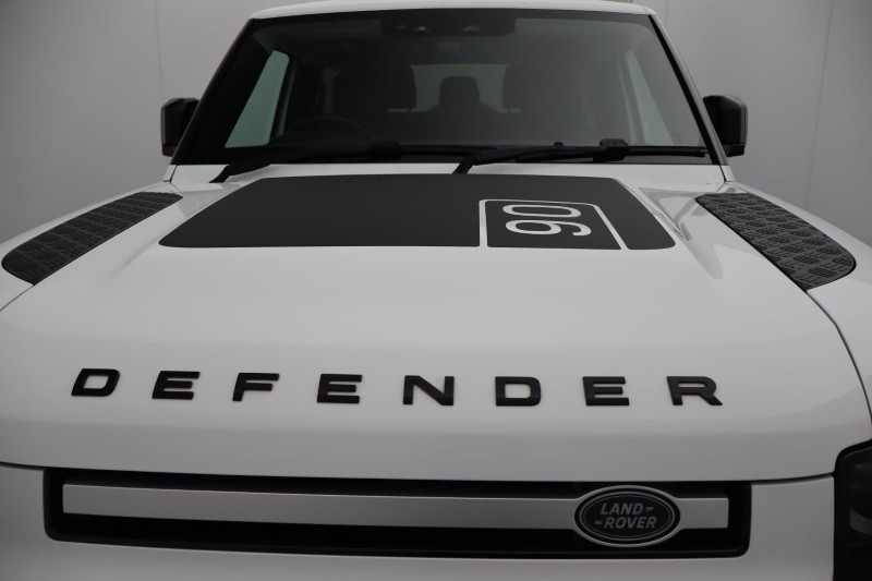2022 (72) LAND ROVER DEFENDER 3.0 D250 HSE 90 3dr Auto 5900873