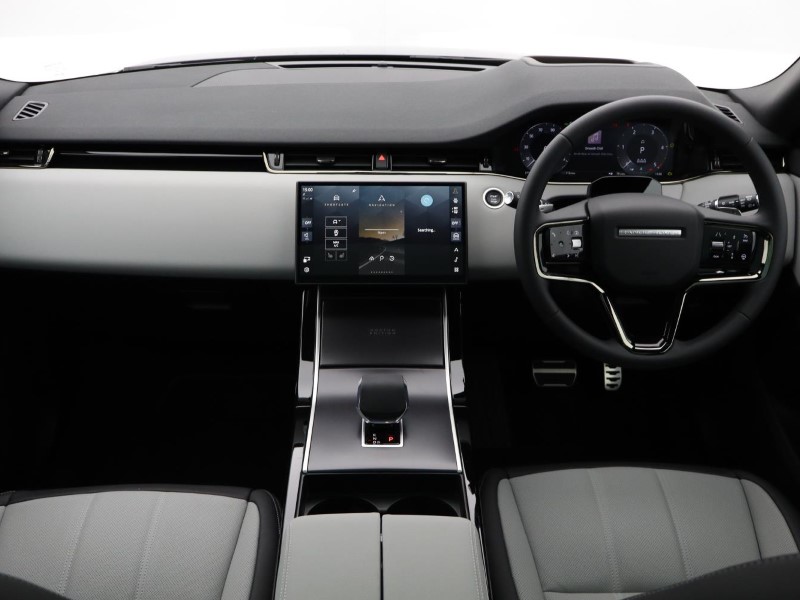 2026 (76) LAND ROVER RANGE ROVER EVOQUE 2.0 D200 Hoxton Edition 5dr Auto 5875681