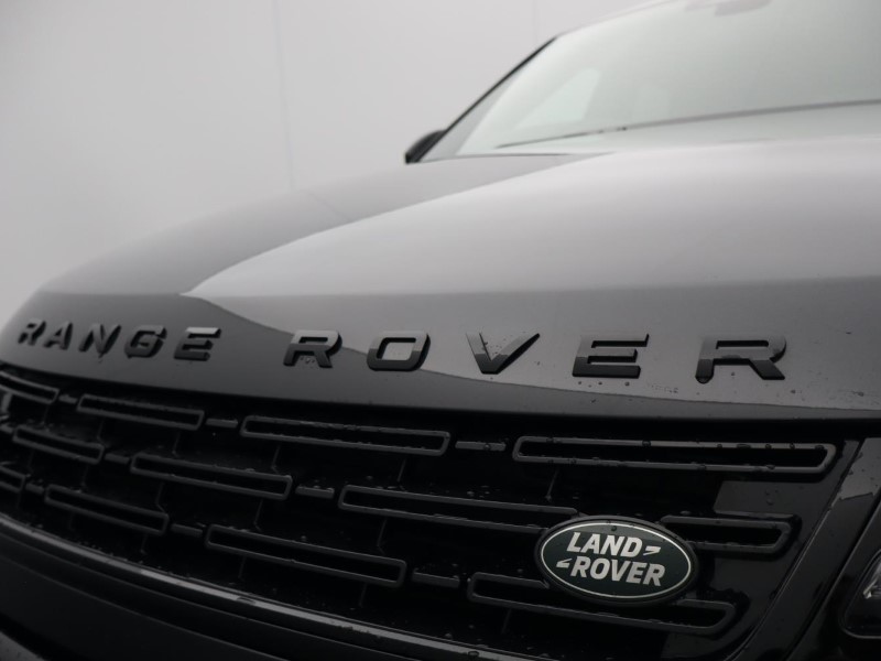 2026 (76) LAND ROVER RANGE ROVER EVOQUE 2.0 D200 Hoxton Edition 5dr Auto 5875726