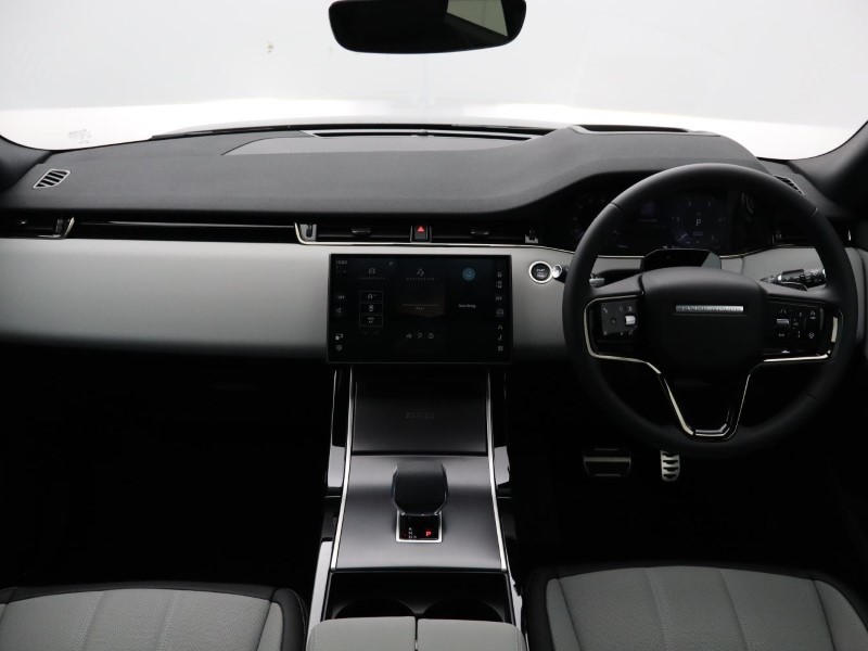 2026 (76) LAND ROVER RANGE ROVER EVOQUE 2.0 D200 Hoxton Edition 5dr Auto 5875680