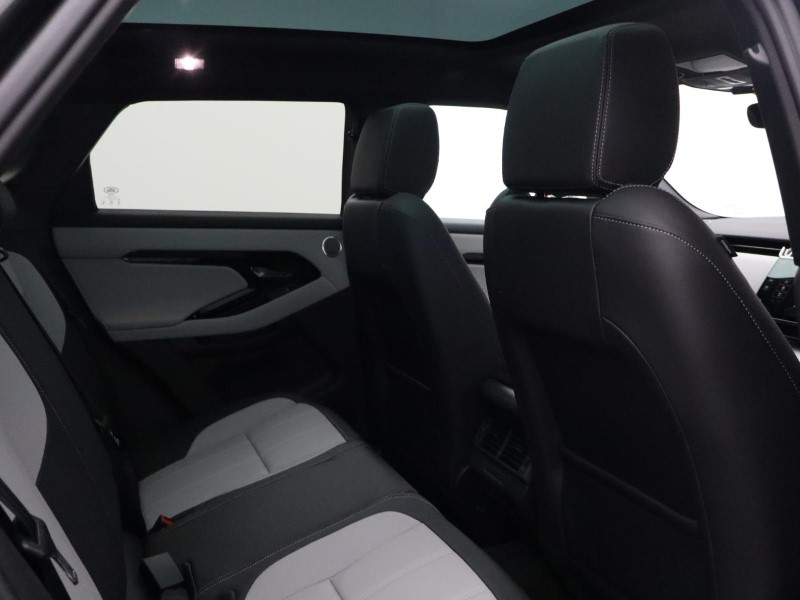 2026 (76) LAND ROVER RANGE ROVER EVOQUE 2.0 D200 Hoxton Edition 5dr Auto 5875674