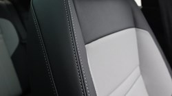 2026 (76) LAND ROVER RANGE ROVER EVOQUE 2.0 D200 Hoxton Edition 5dr Auto 5875712