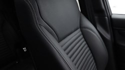 2025 (25) LAND ROVER DISCOVERY 3.0 D350 Metropolitan Edition 5dr Auto 5870033