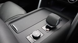 2025 (25) LAND ROVER DISCOVERY 3.0 D350 Metropolitan Edition 5dr Auto 5870011