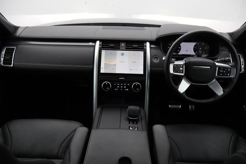 2025 (25) LAND ROVER DISCOVERY 3.0 D350 Metropolitan Edition 5dr Auto 5869999