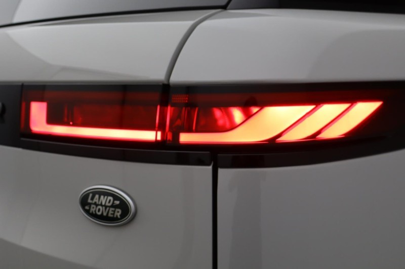 2022 (72) LAND ROVER RANGE ROVER SPORT 3.0 D300 Dynamic SE 5dr Auto 5884332