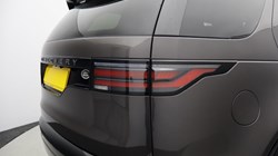 2023 (23) LAND ROVER DISCOVERY 3.0 D300 R-Dynamic HSE 5dr Auto 5909284