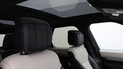2023 (23) LAND ROVER DISCOVERY 3.0 D300 R-Dynamic HSE 5dr Auto 5909326
