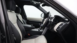 2023 (23) LAND ROVER DISCOVERY 3.0 D300 R-Dynamic HSE 5dr Auto 5909305