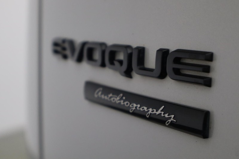 2022 (71) LAND ROVER RANGE ROVER EVOQUE 1.5 P300e Autobiography 5dr Auto 5891619