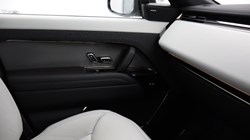 2025 (75) LAND ROVER RANGE ROVER SPORT 3.0 D300 Stealth Edition 5dr Auto 5912732