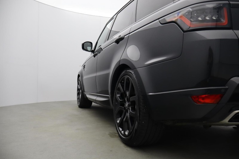2021 (21) LAND ROVER RANGE ROVER SPORT 3.0 D300 HSE Dynamic Black 5dr Auto 5887826