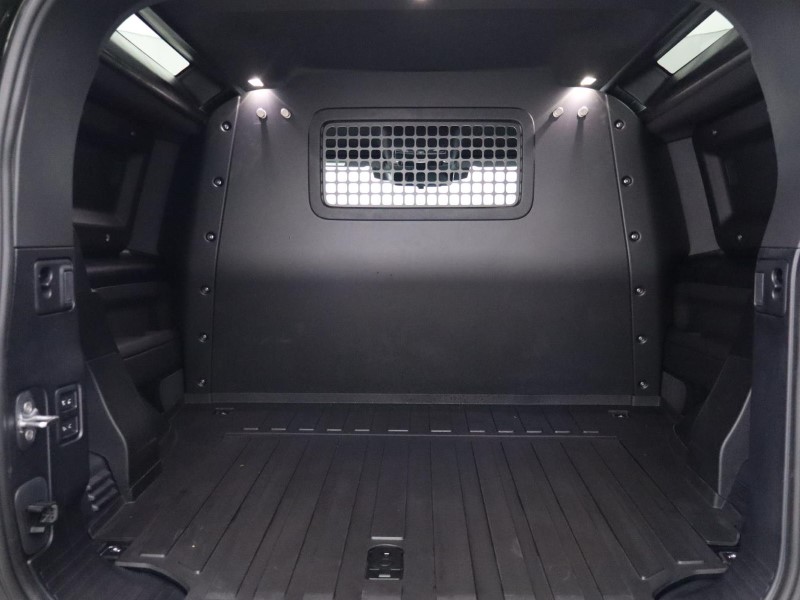 2026 (26) LAND ROVER COMMERCIAL DEFENDER 3.0 D350 Hard Top X Auto 5900172