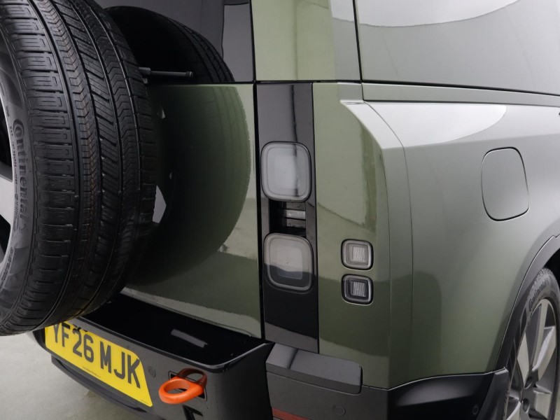 2026 (26) LAND ROVER COMMERCIAL DEFENDER 3.0 D350 Hard Top X Auto 5900166