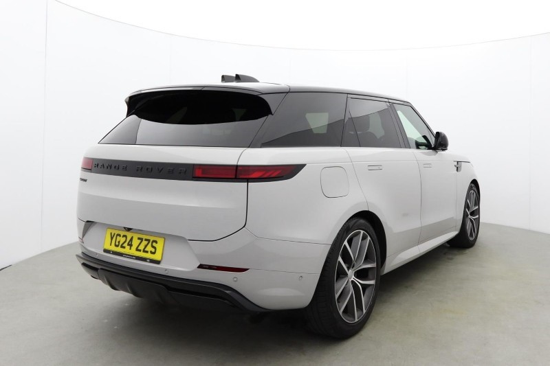 2024 (24) LAND ROVER RANGE ROVER SPORT 3.0 D300 Dynamic SE 5dr Auto 5886014