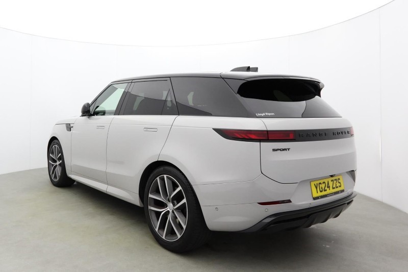 2024 (24) LAND ROVER RANGE ROVER SPORT 3.0 D300 Dynamic SE 5dr Auto 5886015