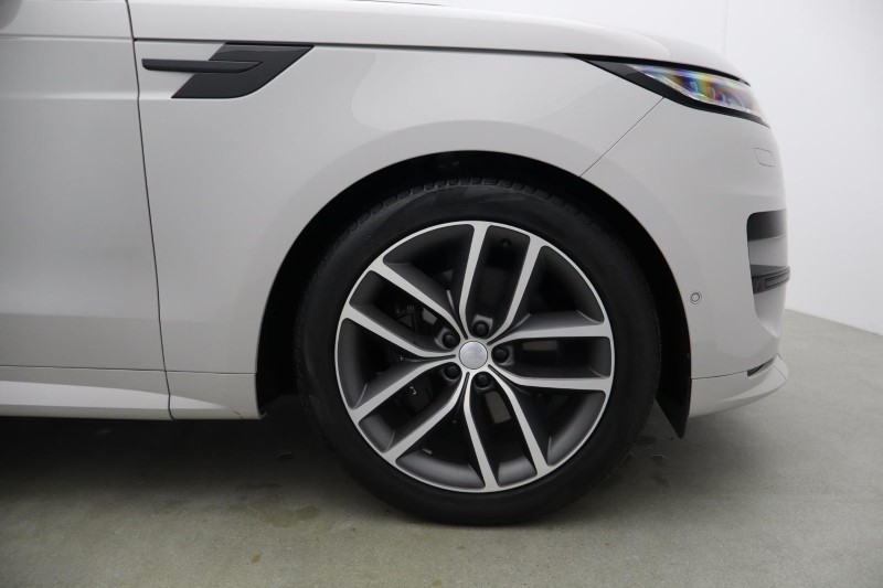 2024 (24) LAND ROVER RANGE ROVER SPORT 3.0 D300 Dynamic SE 5dr Auto 5886033