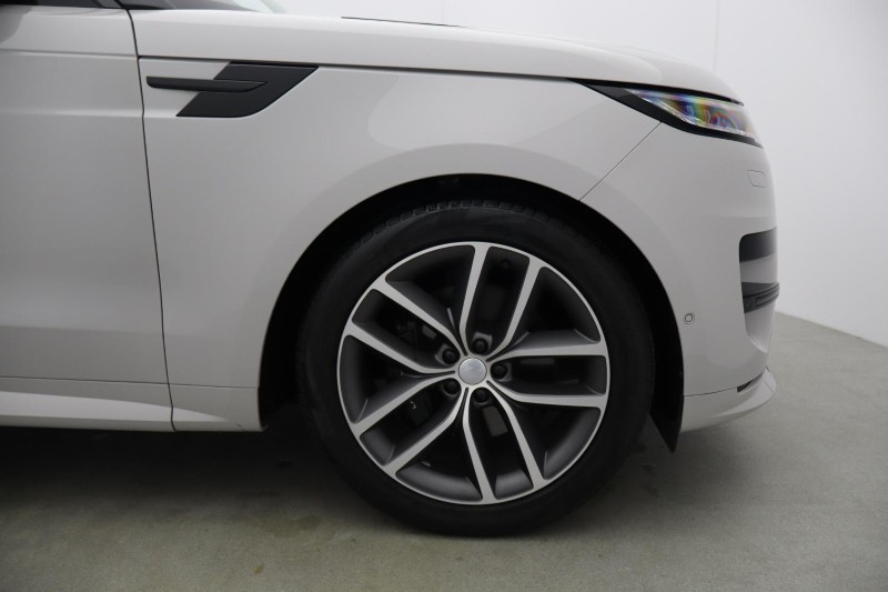 2024 (24) LAND ROVER RANGE ROVER SPORT 3.0 D300 Dynamic SE 5dr Auto 5886034