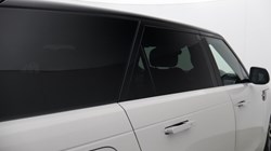 2024 (24) LAND ROVER RANGE ROVER SPORT 3.0 D300 Dynamic SE 5dr Auto 5886028