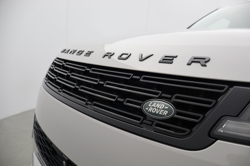 2024 (24) LAND ROVER RANGE ROVER SPORT 3.0 D300 Dynamic SE 5dr Auto 5886038