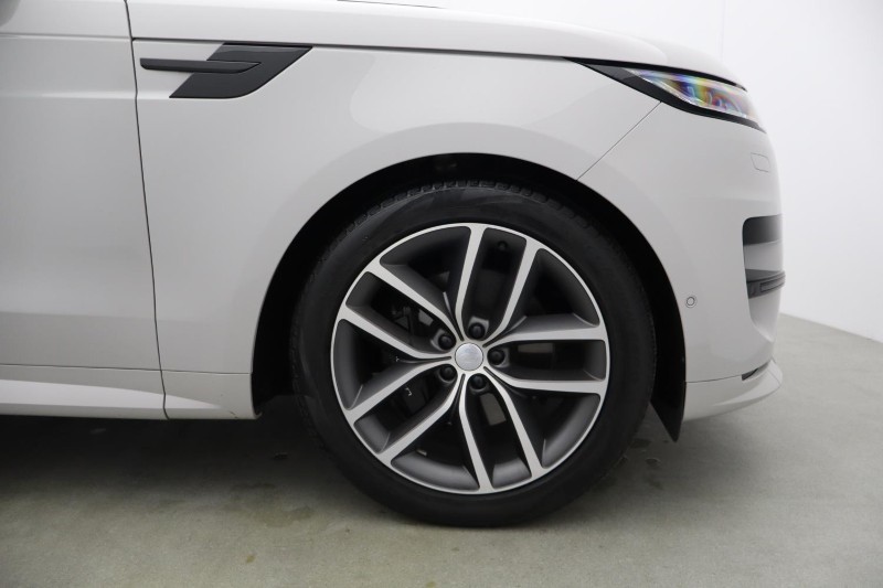 2024 (24) LAND ROVER RANGE ROVER SPORT 3.0 D300 Dynamic SE 5dr Auto 5886032