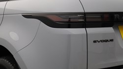 2023 (73) LAND ROVER RANGE ROVER EVOQUE 2.0 D200 Dynamic SE 5dr Auto 5885330