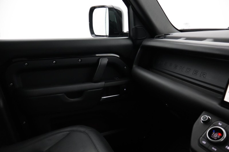 2024 (74) LAND ROVER DEFENDER 3.0 D350 X-Dynamic HSE 110 5dr Auto 5911309