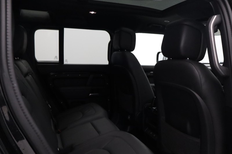 2024 (74) LAND ROVER DEFENDER 3.0 D350 X-Dynamic HSE 110 5dr Auto 5911267