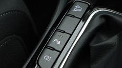 2025 (25) KIA SPORTAGE 1.6T GDi 157 48V ISG 2 5dr 4505755