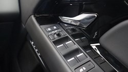 2024 (73) LAND ROVER RANGE ROVER EVOQUE 1.5 P300e Dynamic HSE 5dr Auto 5949957