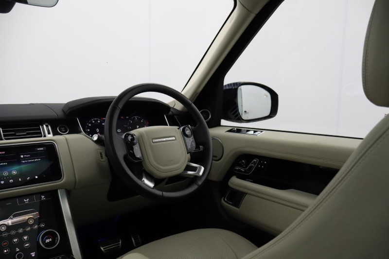 2020 (70) LAND ROVER RANGE ROVER 4.4 SDV8 Vogue SE 4dr Auto 5937903